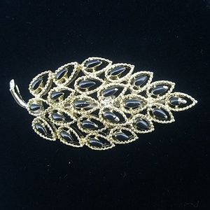 $4 SALE Jerrys Leaf Brooch Gold Black Fair